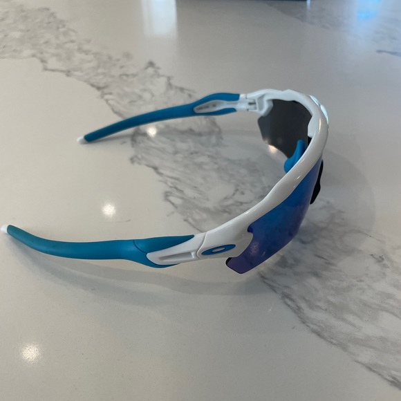 Oakley Radar EV XS Path Sunglasses - Picture 4 of 5